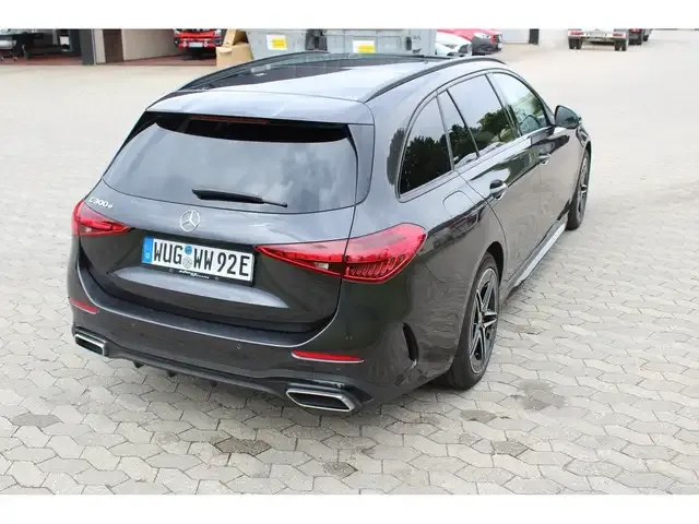 Mercedes-Benz C 300
