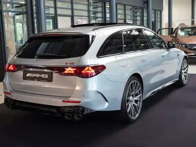 Mercedes-Benz E 53 AMG