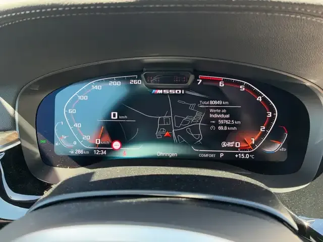 BMW M550