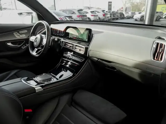 Mercedes-Benz EQC 400