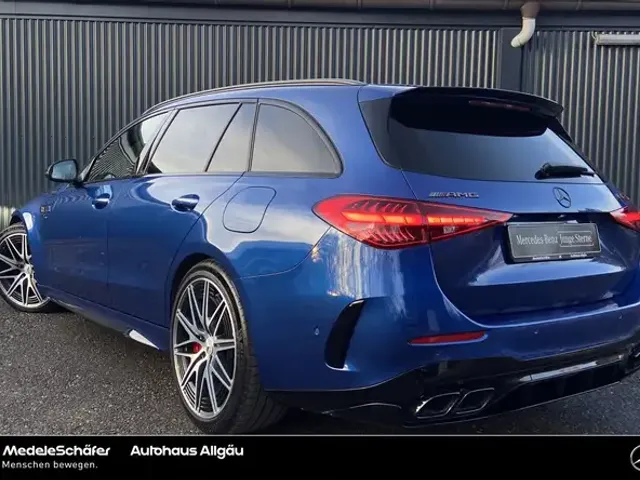 Mercedes-Benz C 63 AMG