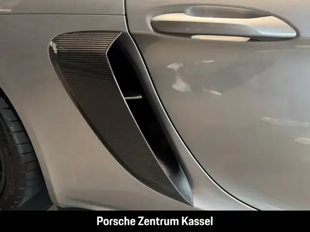 Porsche 718 Spyder