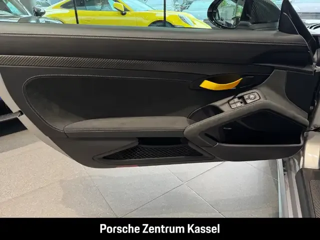 Porsche 718 Spyder