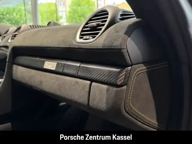 Porsche 718 Spyder