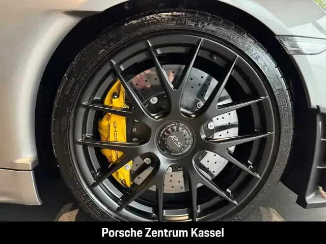 Porsche 718 Spyder