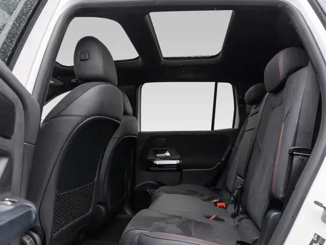 Mercedes-Benz EQB 300