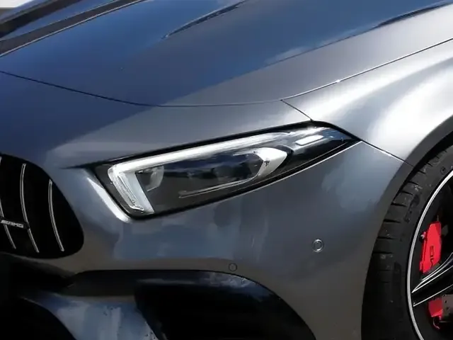 Mercedes-Benz A 45 AMG