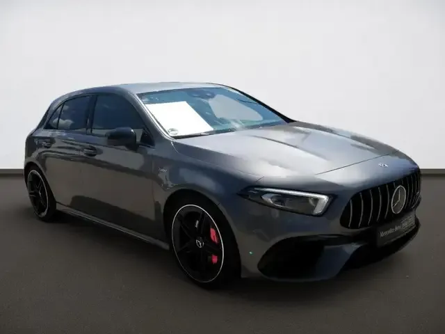 Mercedes-Benz A 45 AMG