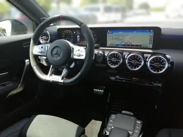 Mercedes-Benz A 45 AMG