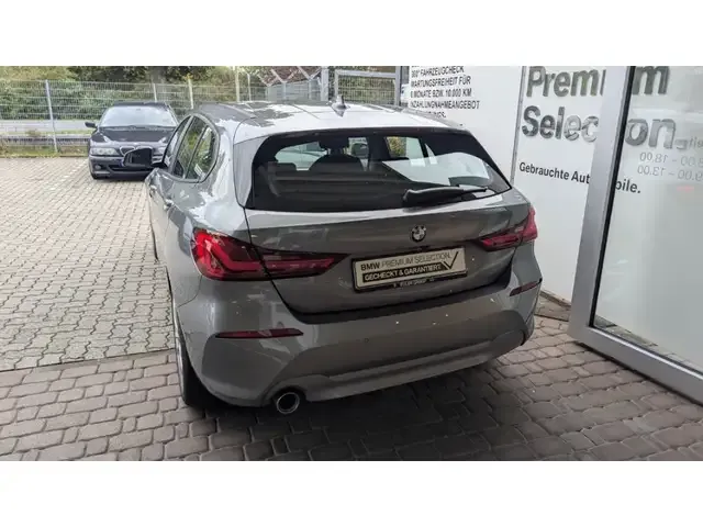 BMW 118