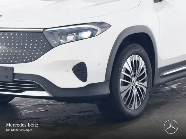 Mercedes-Benz EQB 300