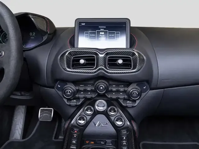 Aston Martin Sonstige