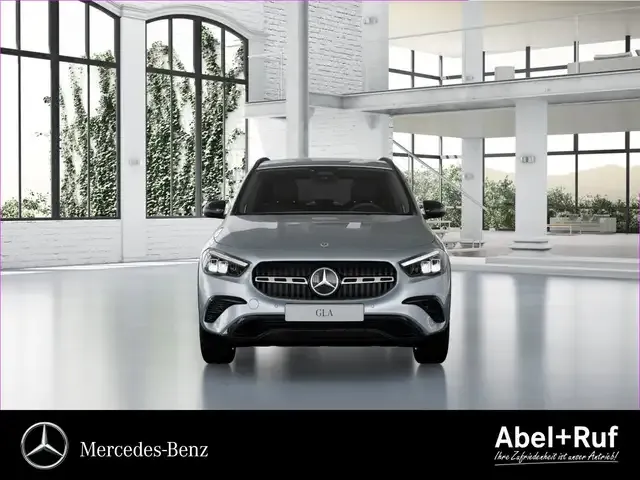 Mercedes-Benz GLA 180