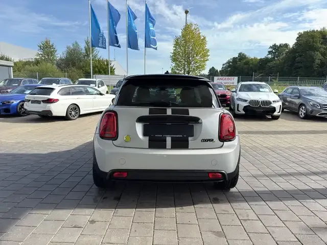 MINI Cooper SE