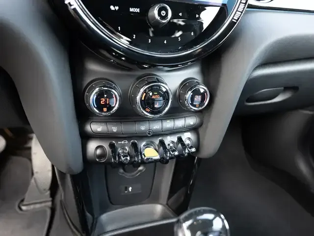MINI Cooper SE