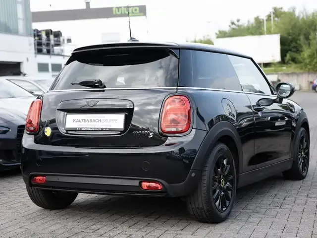 MINI Cooper SE