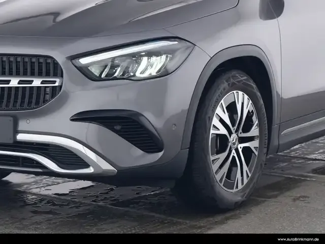 Mercedes-Benz GLA 180