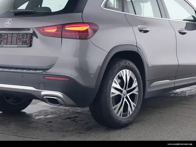 Mercedes-Benz GLA 180