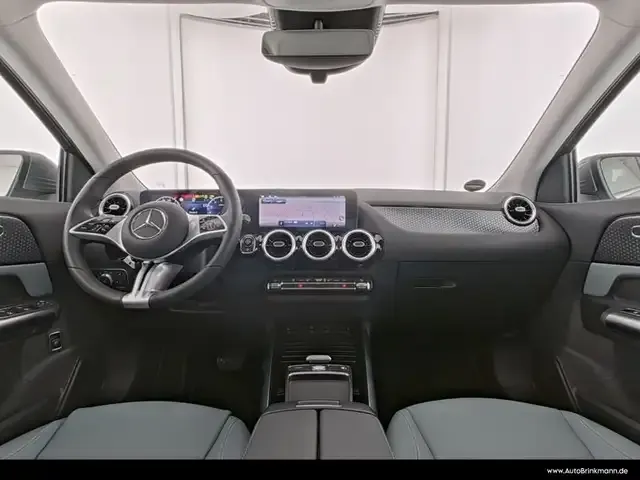 Mercedes-Benz GLA 180