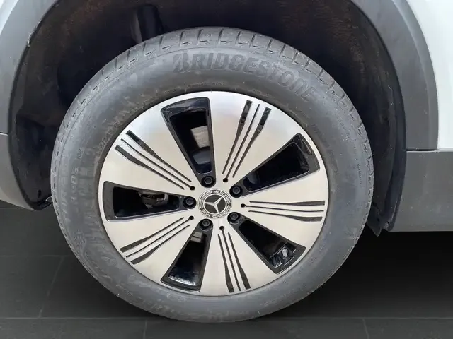 Mercedes-Benz EQB 250