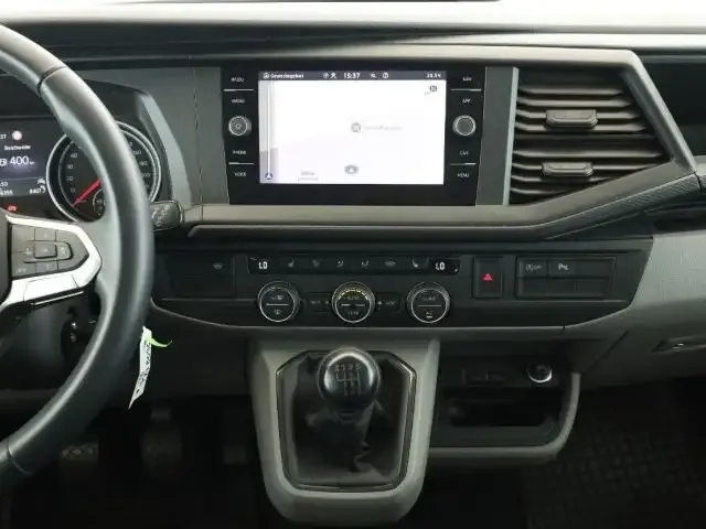 Volkswagen T6.1 Caravelle