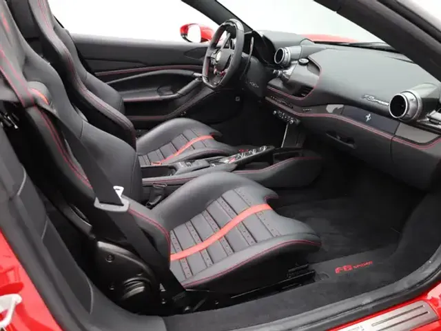 Ferrari F8 Spider
