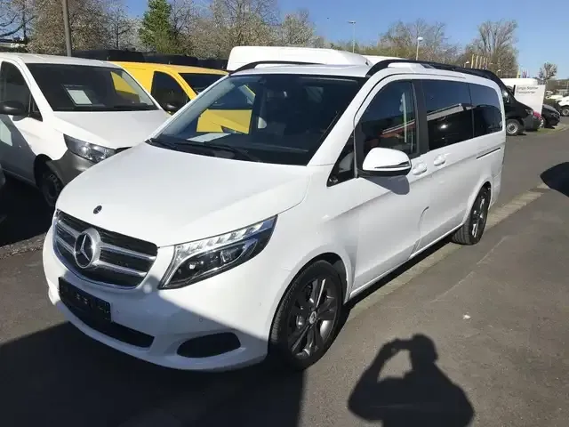 Mercedes-Benz V 250