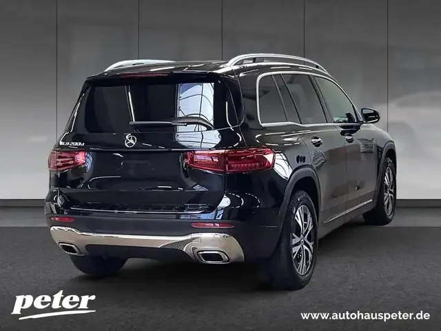 Mercedes-Benz GLB 200