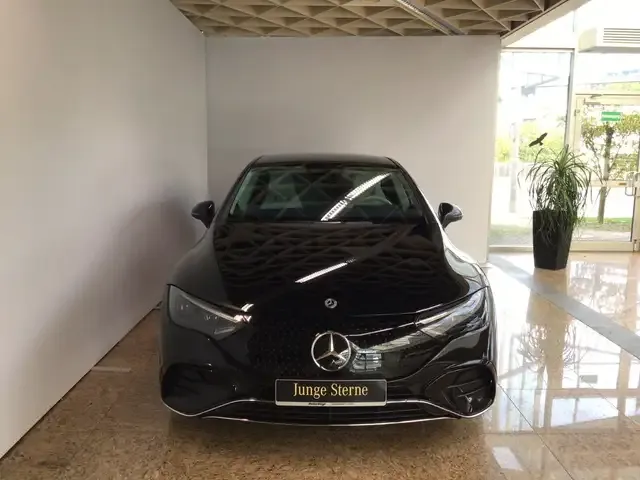 Mercedes-Benz EQE 350