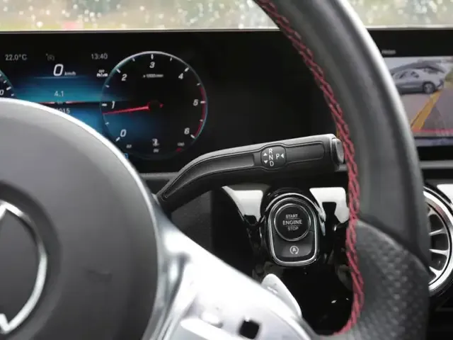 Mercedes-Benz A 200