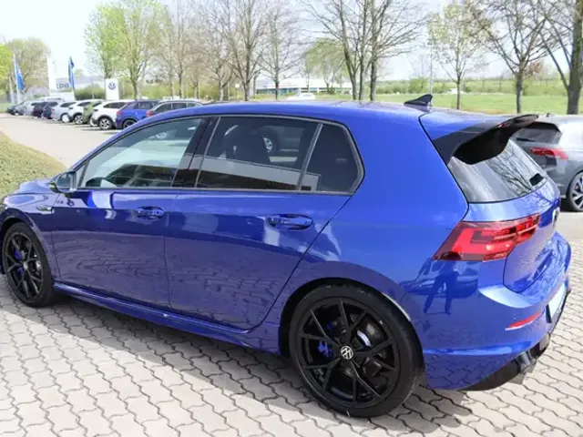 Volkswagen Golf R