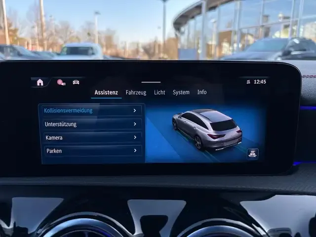 Mercedes-Benz CLA 200