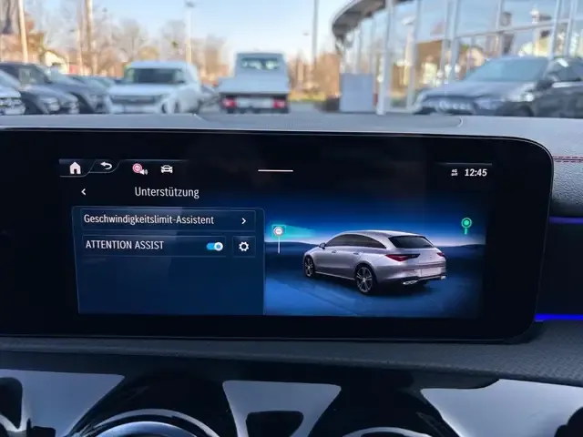 Mercedes-Benz CLA 200