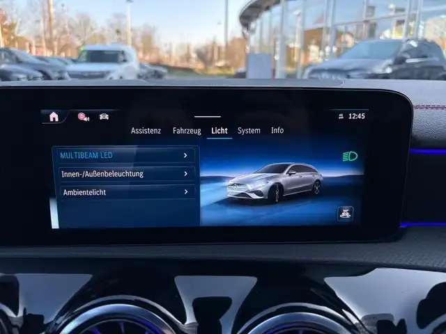 Mercedes-Benz CLA 200