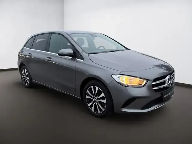 Mercedes-Benz B 250
