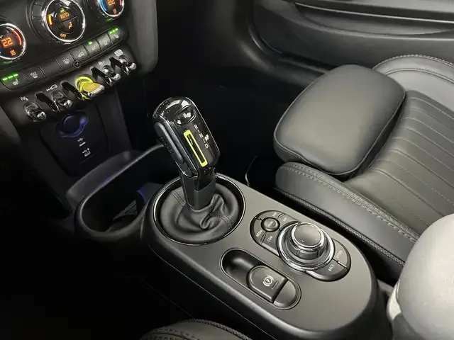 MINI Cooper SE