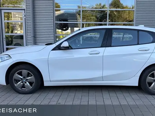 BMW 118