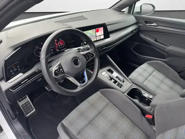 Volkswagen Golf GTE