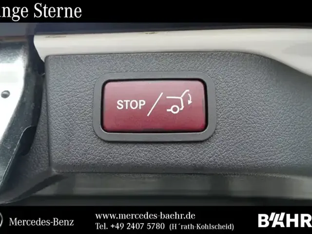 Mercedes-Benz V 220