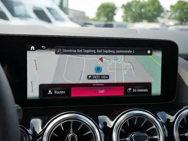 Mercedes-Benz GLA 180