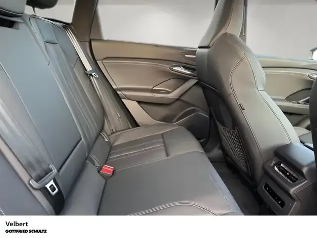 Audi QUATTRO