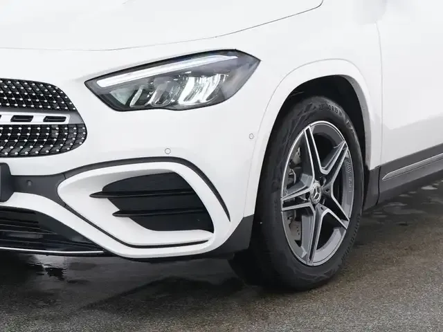 Mercedes-Benz GLA 250