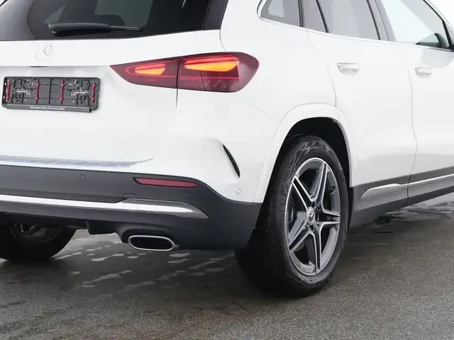 Mercedes-Benz GLA 250