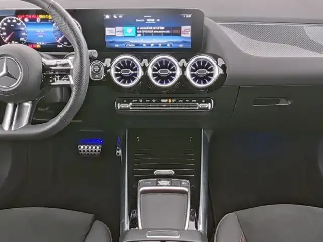 Mercedes-Benz GLA 250