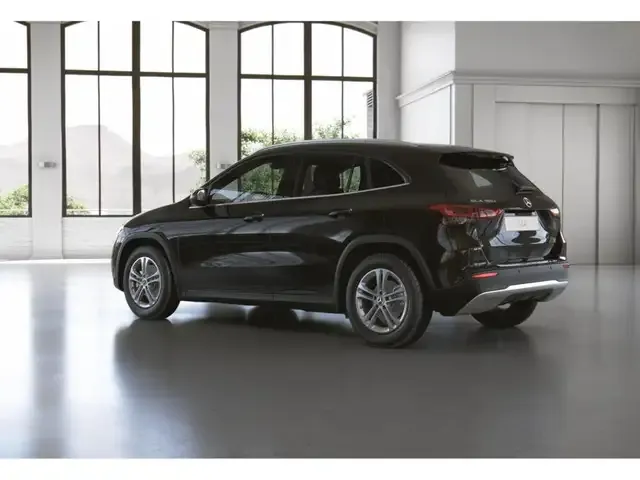 Mercedes-Benz GLA 180