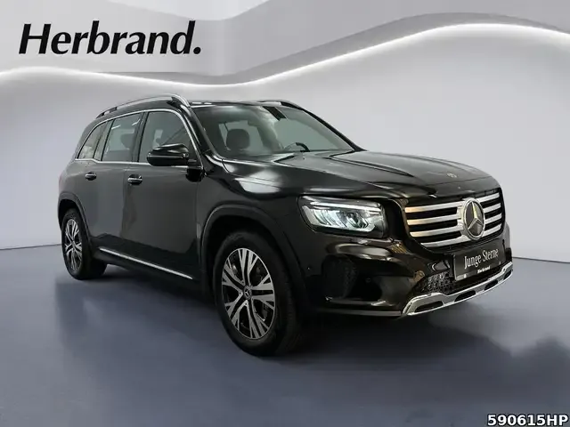 Mercedes-Benz GLB 200