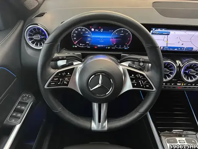 Mercedes-Benz GLB 200