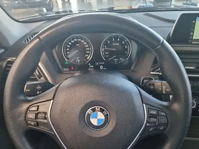 BMW 120