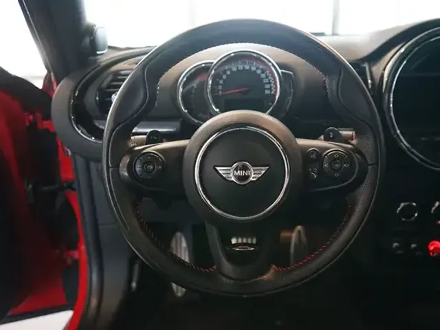 MINI John Cooper Works Clubman