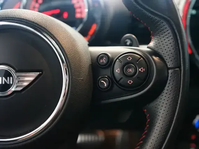 MINI John Cooper Works Clubman